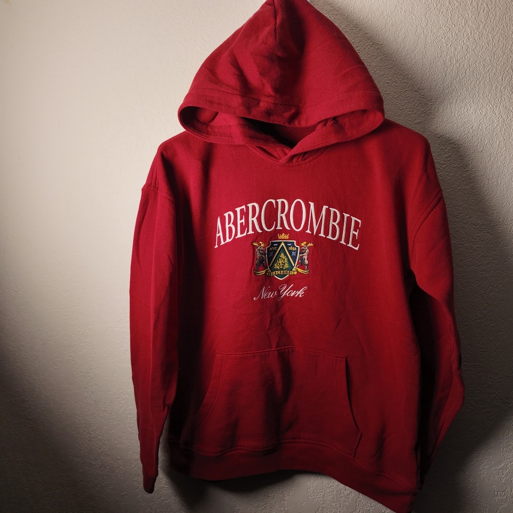 Abercrombie Kids Red Relaxed Fit Hoodie Embroidered Crest Logo Boys Size 17/18